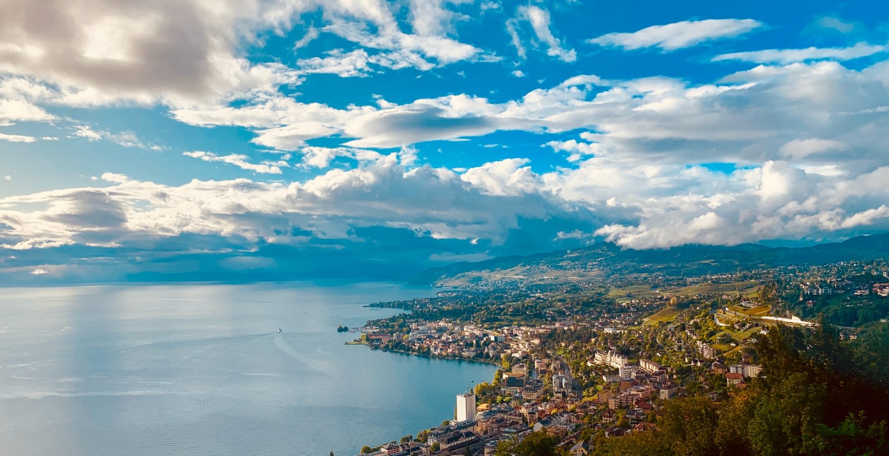 Small Town, Big Dreams: Student Life in Montreux - Studying in Switzerland