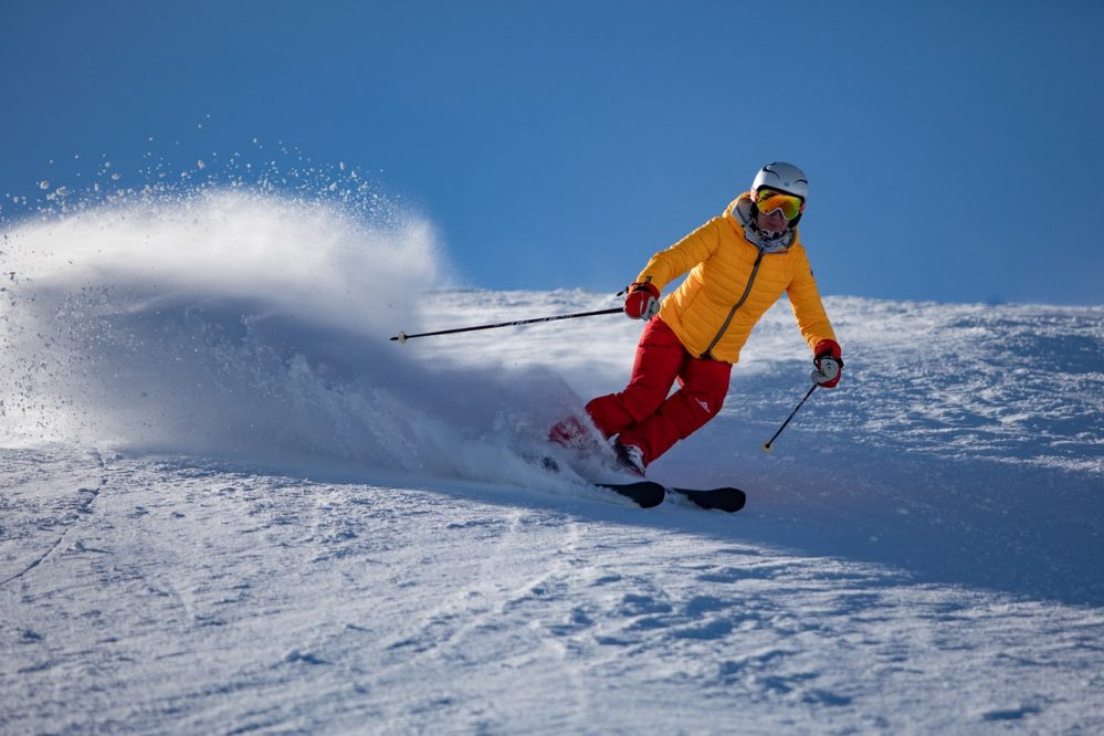 downhill-skiing