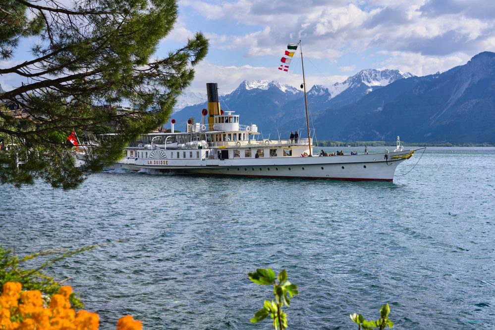 cruises-on-lake-geneva