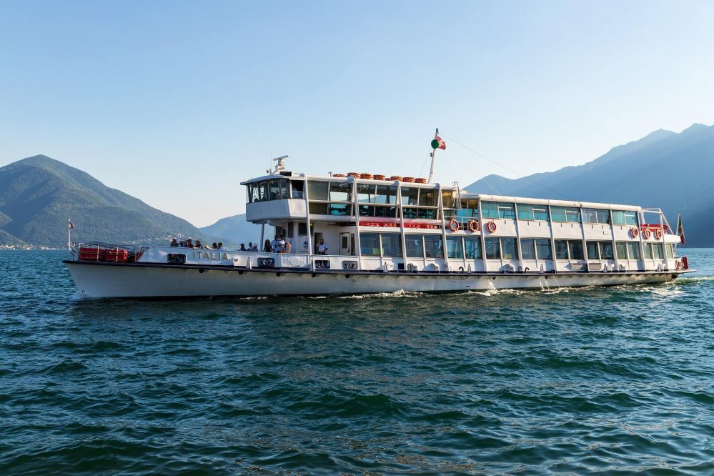 enjoy-a-boat-tour-on-lake-maggiore.jpg