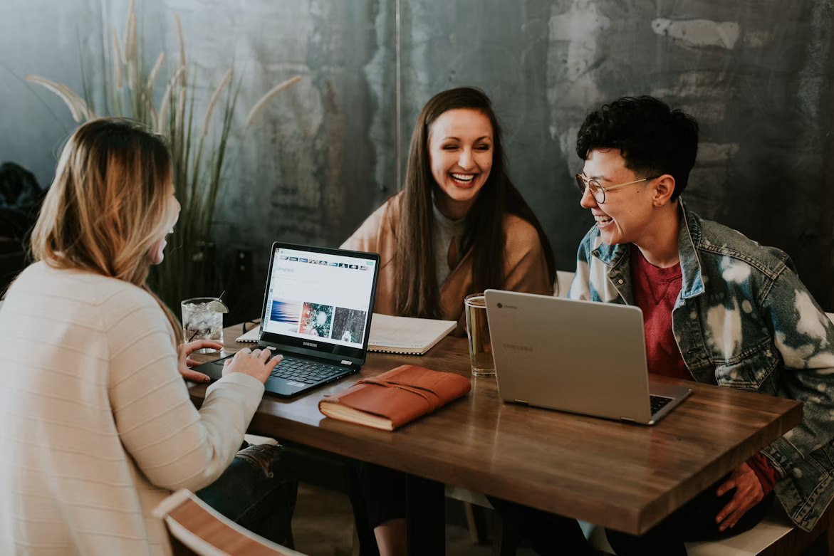 Why Multilingual Skills Give International Students in Switzerland a Competitive Edge